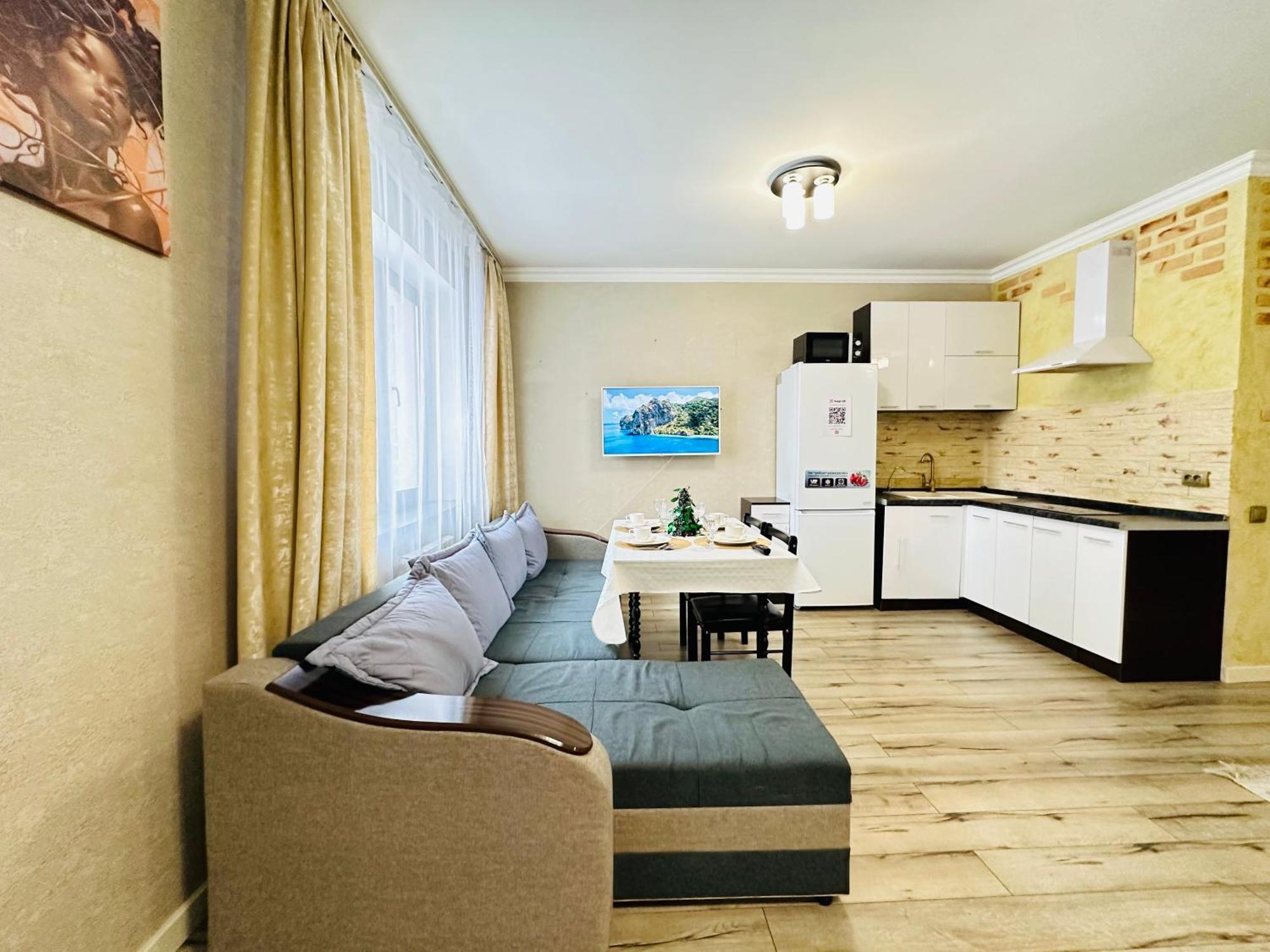 Vostochnyi Park Apartament In The Center Of Almaty Daire Dış mekan fotoğraf