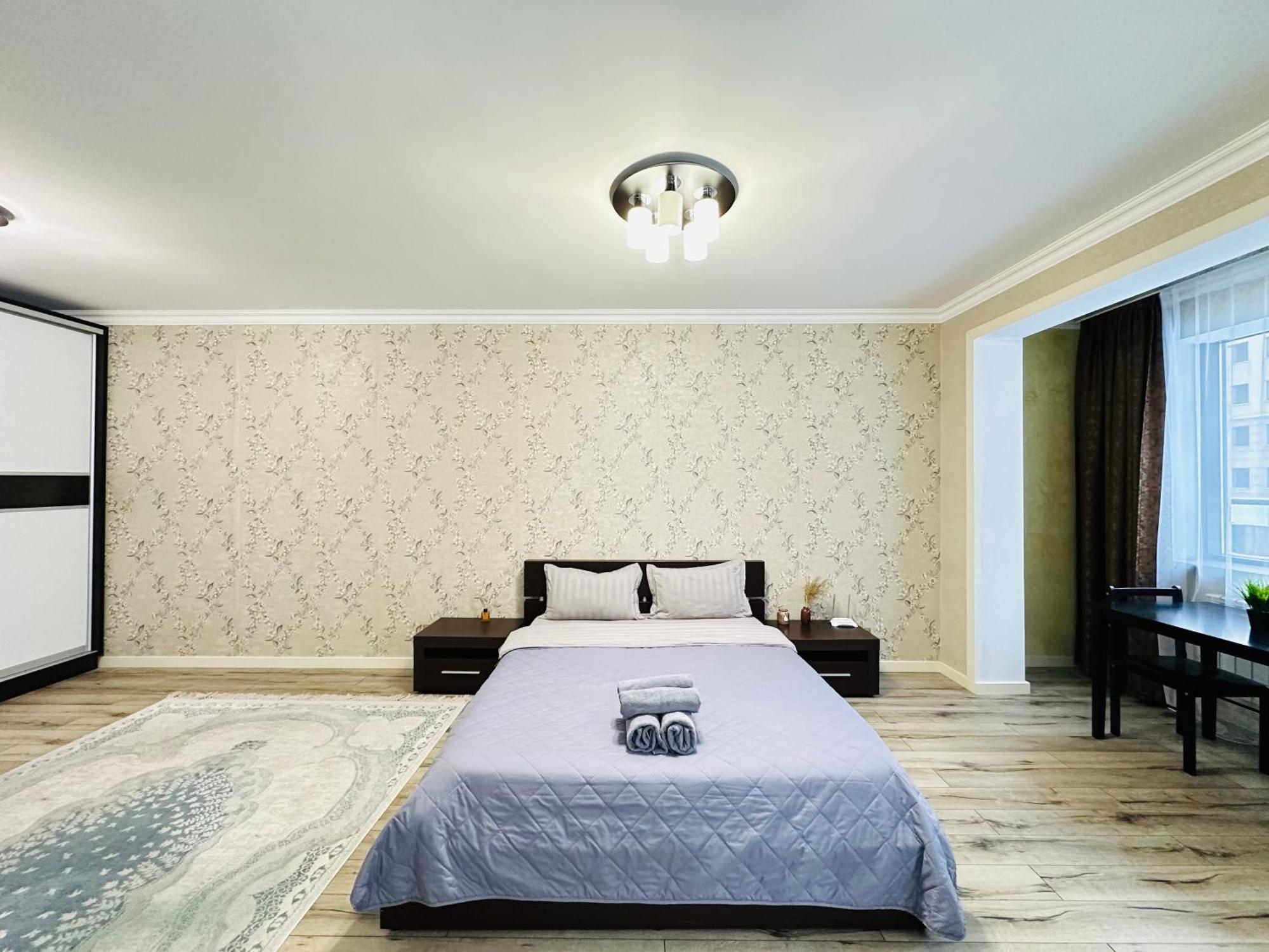 Vostochnyi Park Apartament In The Center Of Almaty Daire Dış mekan fotoğraf